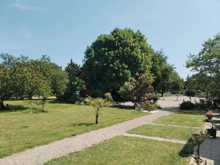 Domaine Des Cerisiers Lägenhet Berville-sur-Mer Exteriör bild